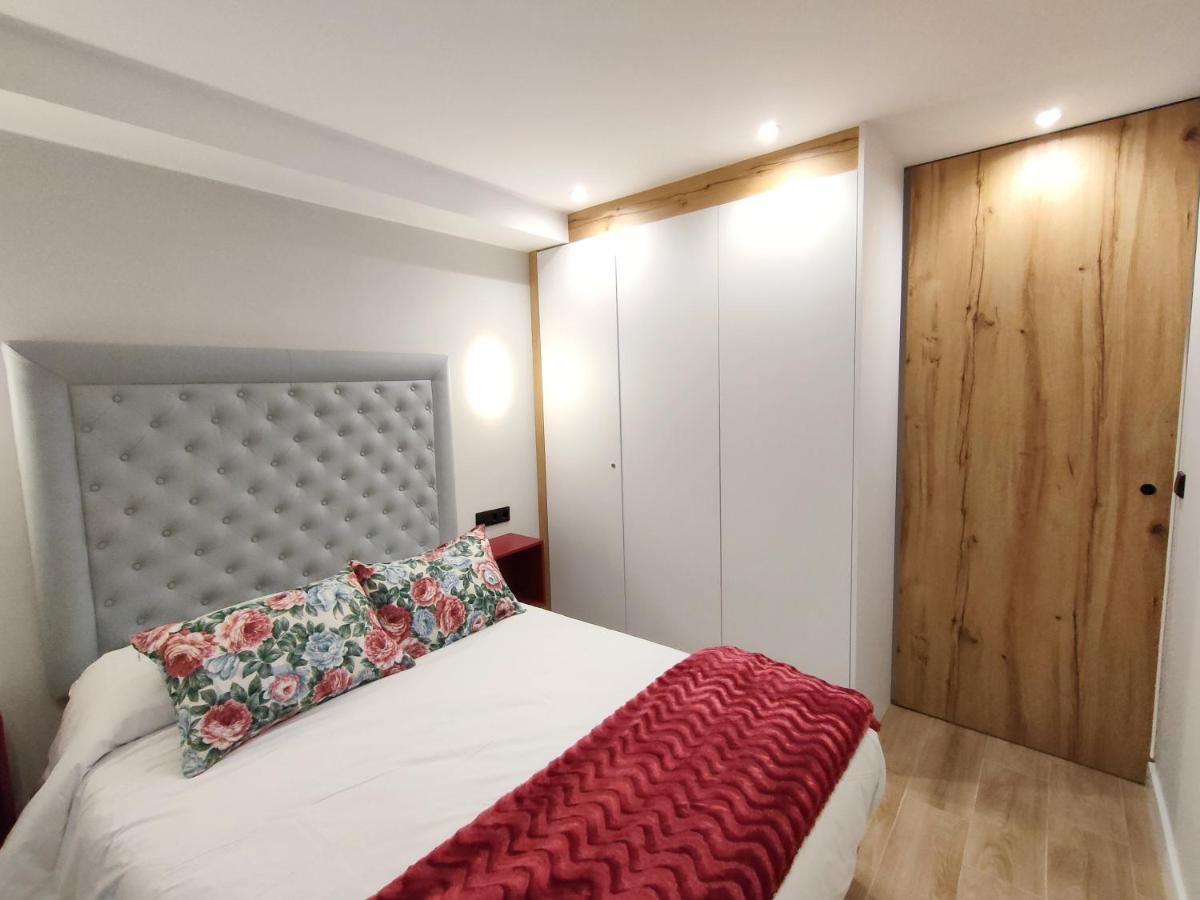 Oviedo Centro Santa Clara Piso De Lujo Appartement Buitenkant foto